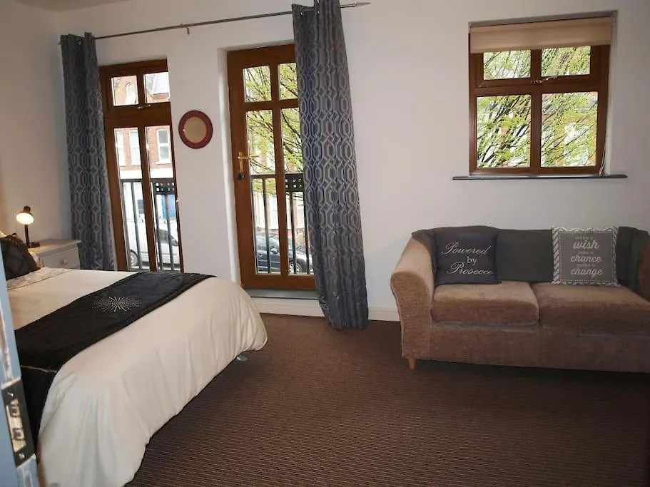 Holiday home Titanic House Villa Belfast United Kingdom